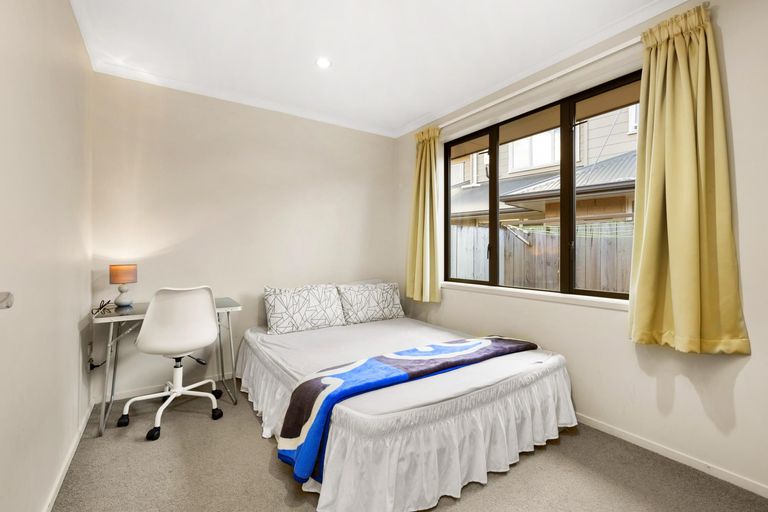 Photo of property in 2/31 Jones Crescent, Melville, Hamilton, 3206