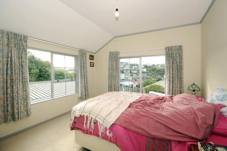 Photo of property in 35 Old Coach Road, Johnsonville, Wellington, 6037