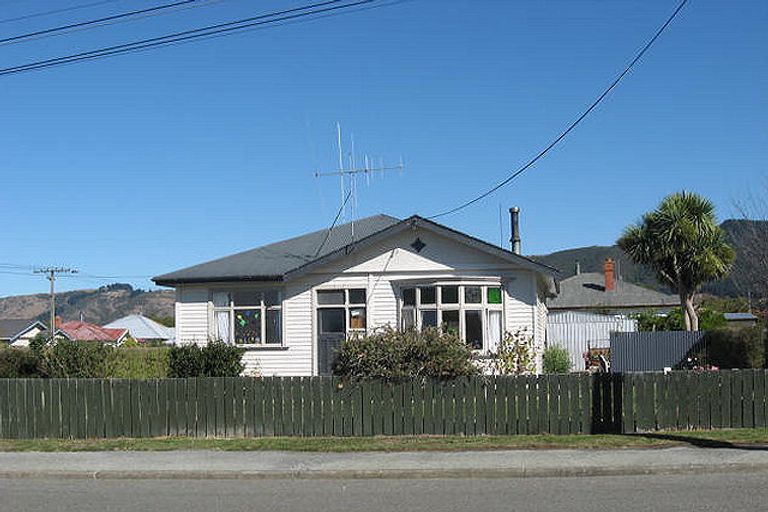 Photo of property in 15 George Street, Waimate, 7924