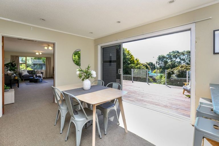 Photo of property in 9 Cabot Place, Frankleigh Park, New Plymouth, 4310