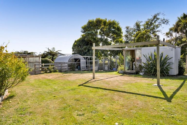 Photo of property in 1491 Eltham Road, Kaponga, Hawera, 4679