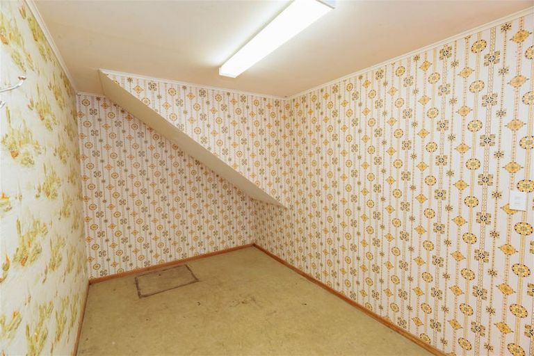 Photo of property in 15 Cortina Avenue, Johnsonville, Wellington, 6037