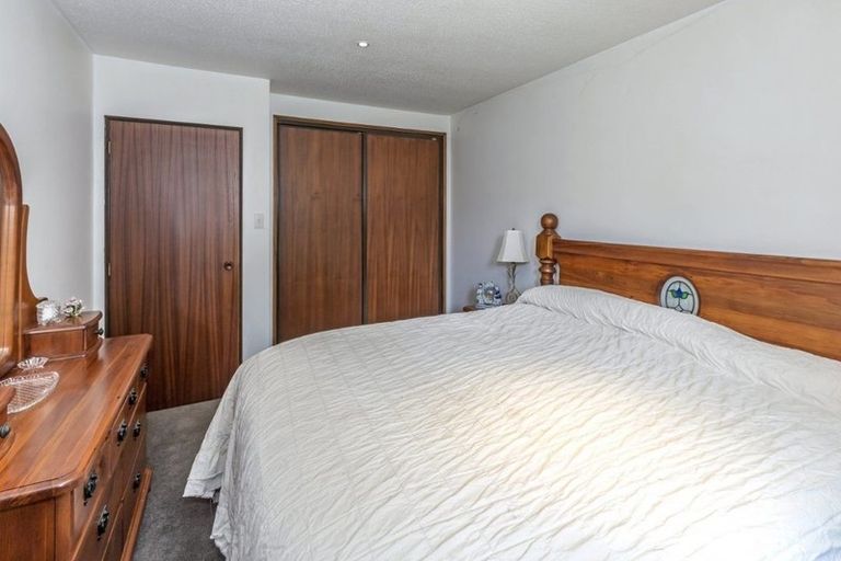 Photo of property in 68a Sarabande Avenue, Redwood, Christchurch, 8051