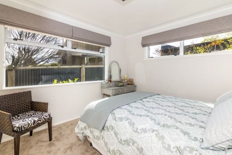 Photo of property in 15 Kurupae Road, Hilltop, Taupo, 3330