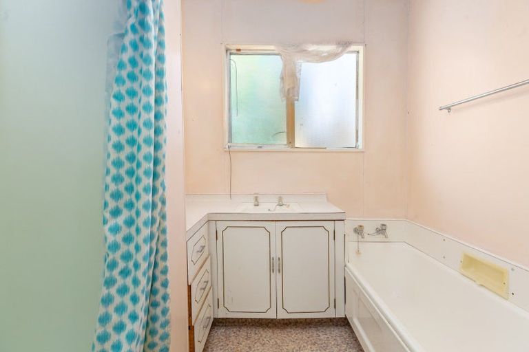 Photo of property in 35 Kitchener Street, Lansdowne, Masterton, 5810