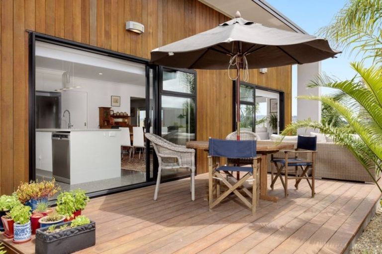 Photo of property in 33 Benmore Crescent, Pyes Pa, Tauranga, 3112