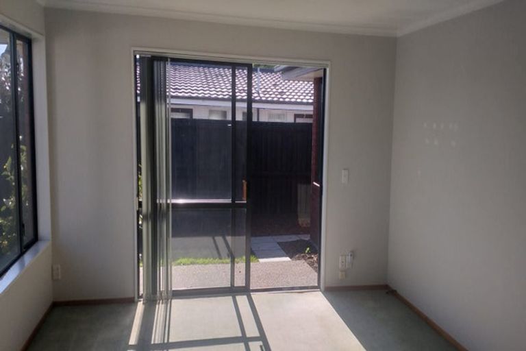 Photo of property in 1/590 Barbadoes Street, Edgeware, Christchurch, 8013