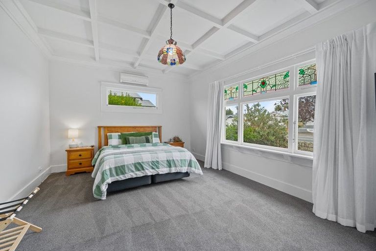 Photo of property in 128 Vigor Brown Street, Napier South, Napier, 4110