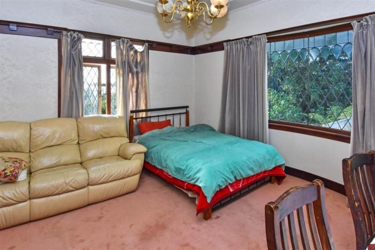 Photo of property in 6 Peverill Crescent, Papatoetoe, Auckland, 2025