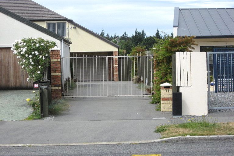 Photo of property in 77 Forest Drive, Parklands, Christchurch, 8083