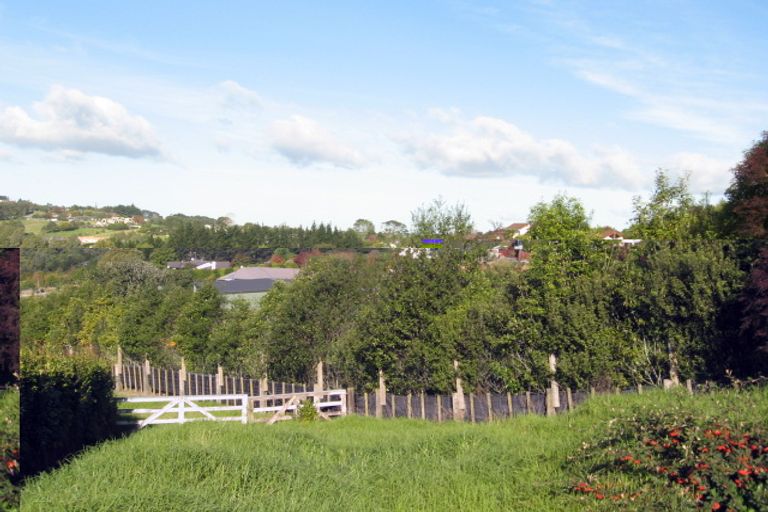 Photo of property in 39 Murphys Road, Totara Park, Auckland, 2019