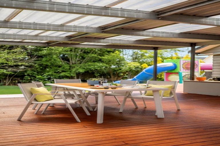 Photo of property in 10 Fourth View Avenue, Beachlands, Auckland, 2018