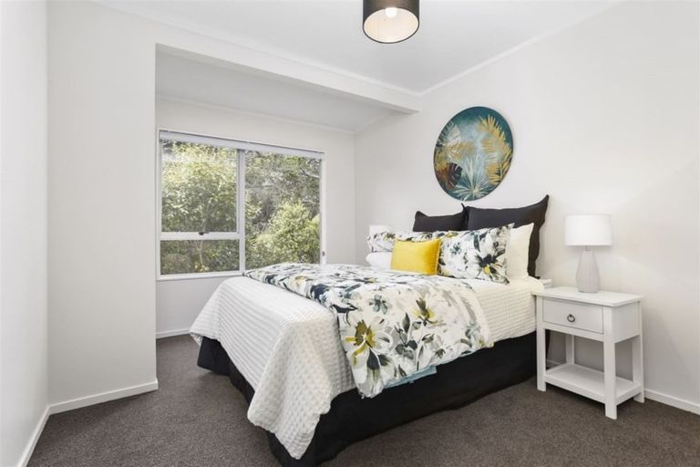 Photo of property in 21 Fairmount Road, Titirangi, Auckland, 0604