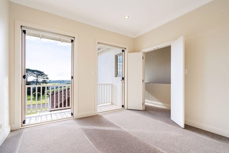 Photo of property in 285 Pinecrest Drive, Gulf Harbour, Whangaparaoa, 0930