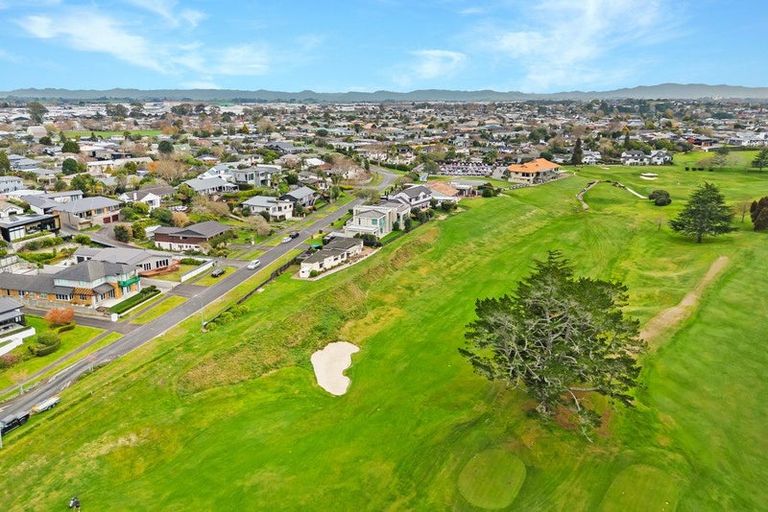 Photo of property in 50 Saint Andrews Terrace, St Andrews, Hamilton, 3200