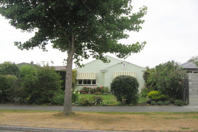 Photo of property in 112 Tomes Road, St Albans, Christchurch, 8052