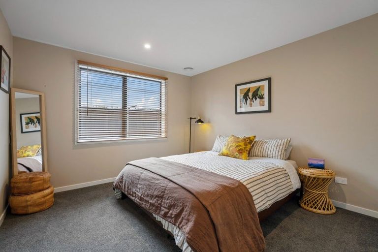 Photo of property in 3 Mount Prospect Lane, Wanaka, 9305