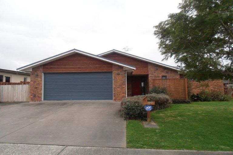 Photo of property in 3 Discovery Avenue, Welcome Bay, Tauranga, 3112