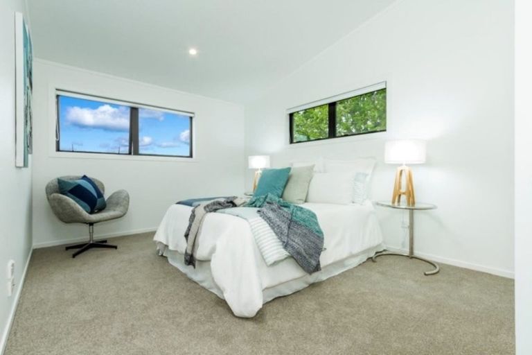 Photo of property in 30 Galaxy Drive, Mairangi Bay, Auckland, 0630