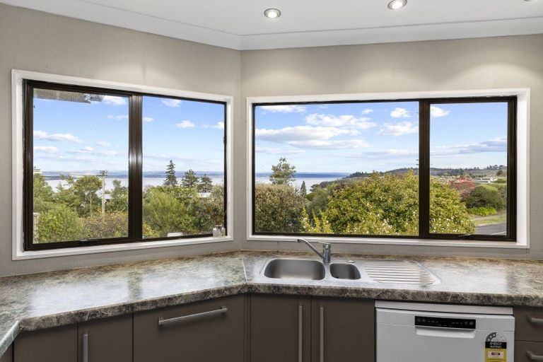 Photo of property in 761 Acacia Bay Road, Acacia Bay, Taupo, 3330