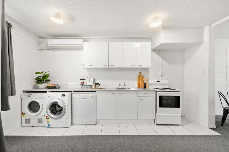 Photo of property in 11g Britannia Street, Petone, Lower Hutt, 5012