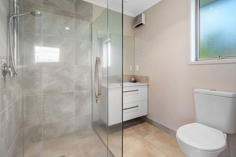 Photo of property in 28 Blacklock Road, Pyes Pa, Tauranga, 3112