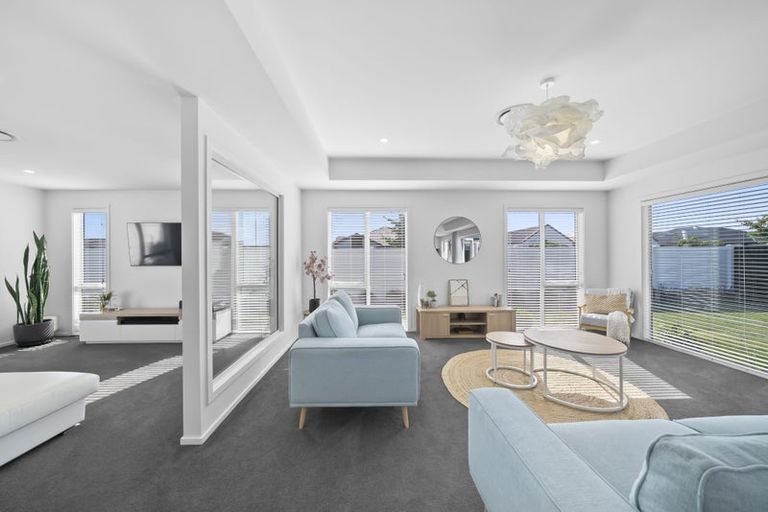 Photo of property in 10 Brooklands Street, Burwood, Christchurch, 8083