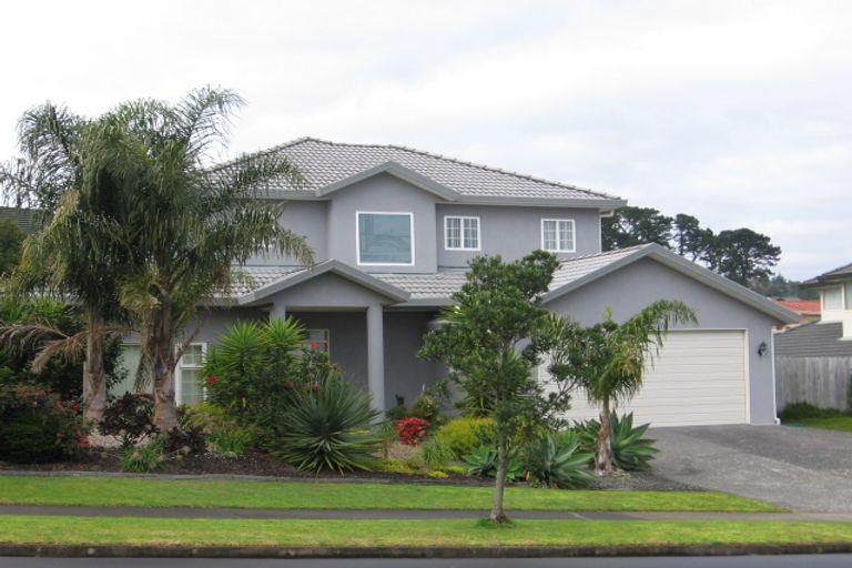 Photo of property in 68 Westerham Drive, Dannemora, Auckland, 2016