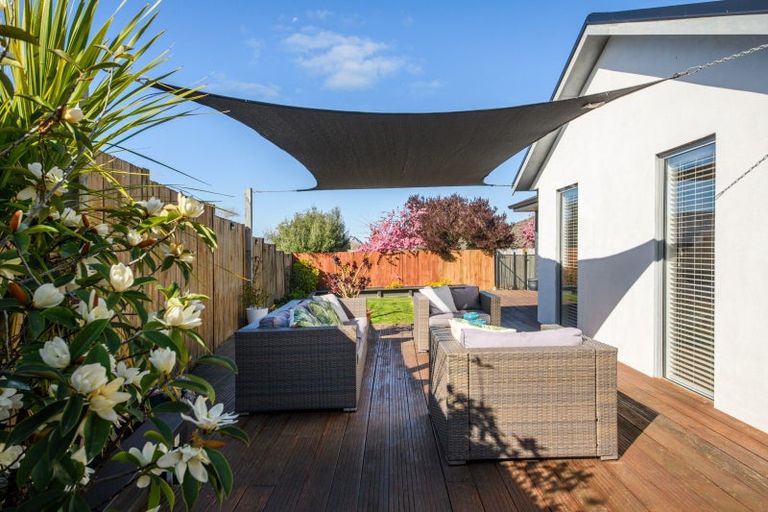 Photo of property in 14 Stonebridge Heights, Feilding, 4702