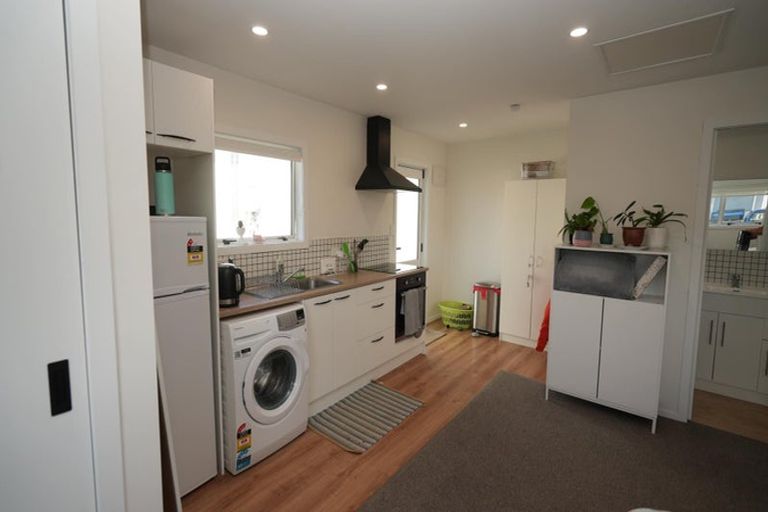 Photo of property in 19 Rhodes Drive, Kelvin Grove, Palmerston North, 4414