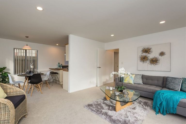 Photo of property in 33a Van Asch Street, Sumner, Christchurch, 8081