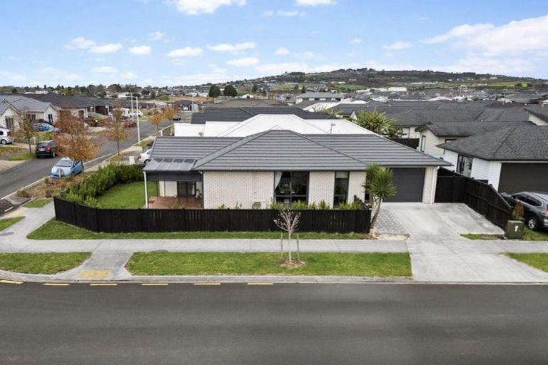Photo of property in 51 Tawhiti Road, Pukekohe, 2120