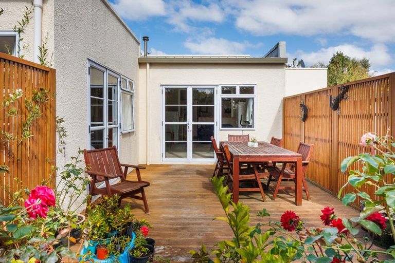 Photo of property in 25 Ake Ake Avenue, Hokowhitu, Palmerston North, 4410