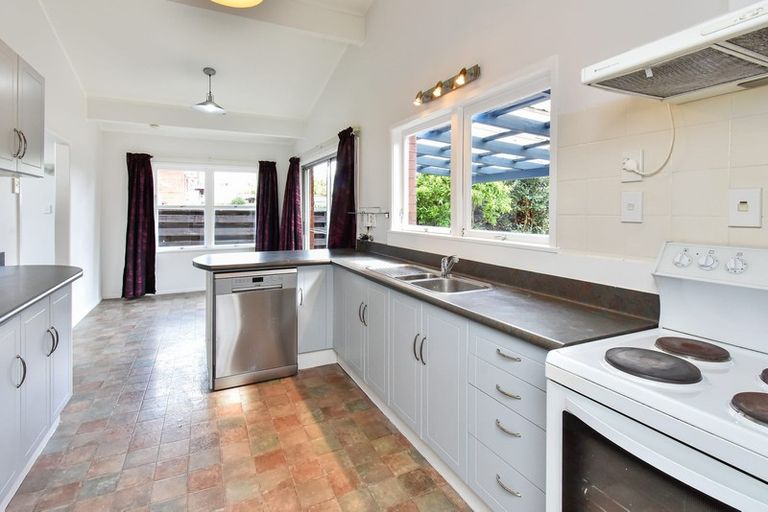 Photo of property in 24 Bexley Place, Pahurehure, Papakura, 2113