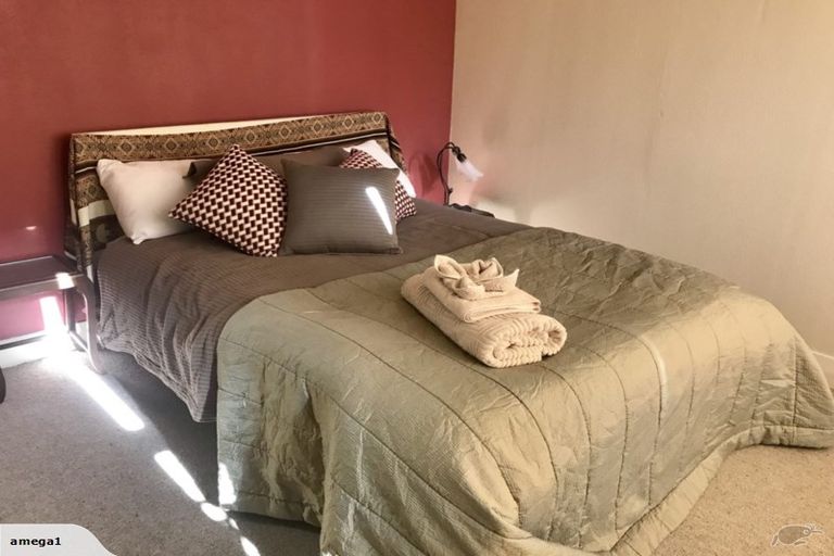 Photo of property in 24 Merlincote Crescent, Governors Bay, Lyttelton, 8971