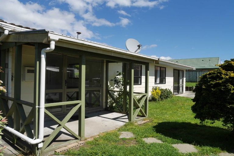 Photo of property in 13 Redwood Close, Paraparaumu, 5032