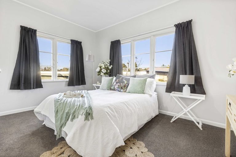 Photo of property in 34 Hillcrest Road, Hillcrest, Hamilton, 3216