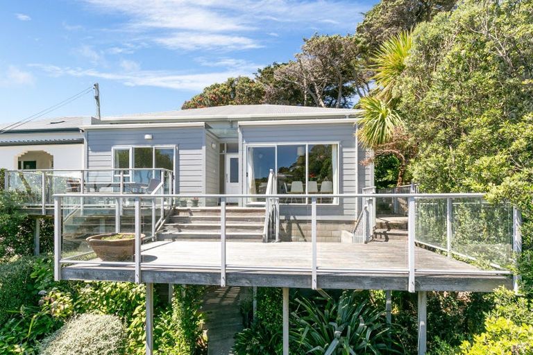 Photo of property in 122 Maida Vale Road, Roseneath, Wellington, 6011