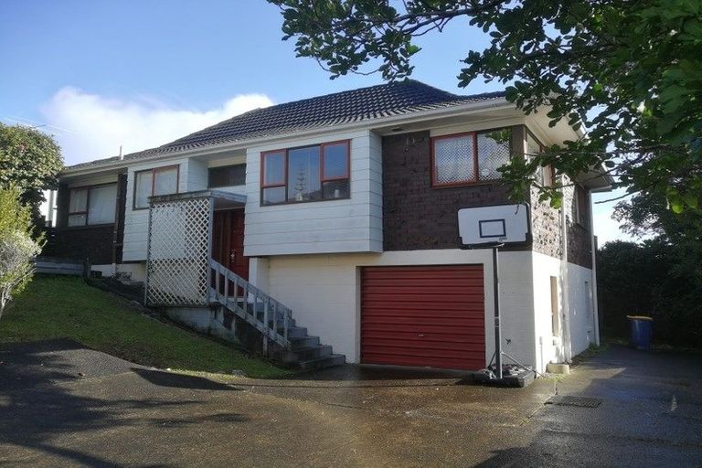 Photo of property in 2/31 Mountbatten Avenue, Hillcrest, Auckland, 0627