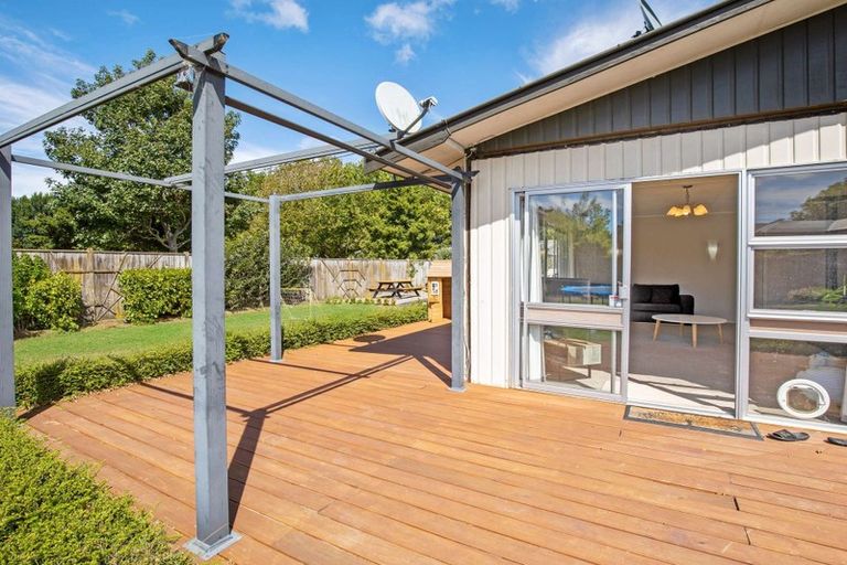 Photo of property in 61 Abraham Crescent, Milson, Palmerston North, 4414