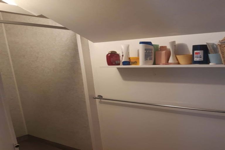 Photo of property in 7 Ranui Street, Waikawa, Picton, 7220