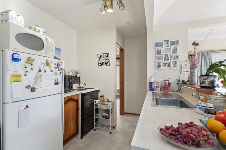 Photo of property in 2/56 Devon Street, Sydenham, Christchurch, 8023