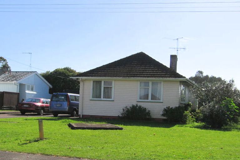 Photo of property in 14 Nola Crescent, Otara, Auckland, 2023