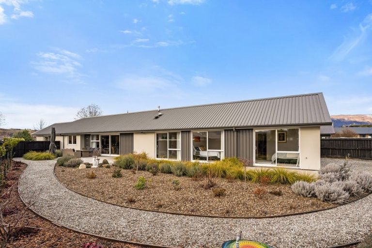 Photo of property in 7 Mallard Street, Albert Town, Wanaka, 9305