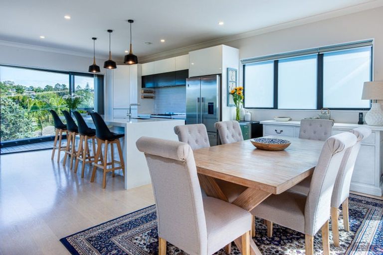 Photo of property in 131 Beach Road, Castor Bay, Auckland, 0620