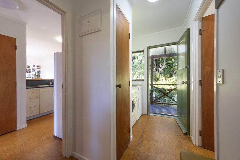 Photo of property in 165 Lone Kauri Road, Karekare, New Lynn, 0772
