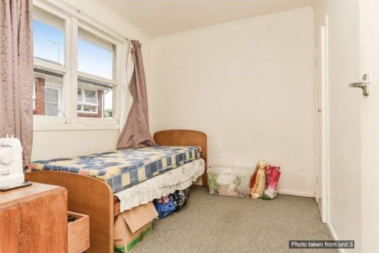 Photo of property in 2/25 Hamlin Road, Mount Wellington, Auckland, 1060