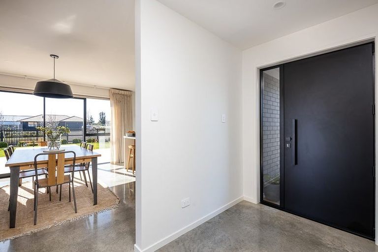 Photo of property in 29 Honeyfield Drive, Whalers Gate, New Plymouth, 4310