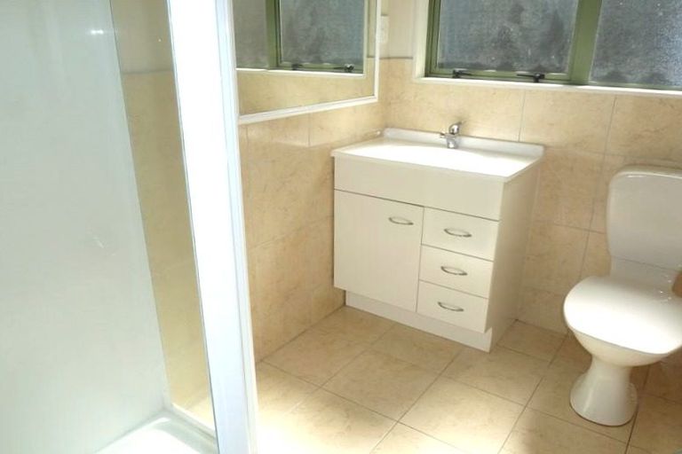 Photo of property in 38 Brentford Place, Manurewa, Auckland, 2102