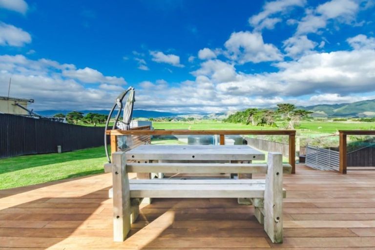 Photo of property in 34 Gawler Street, Te Horo Beach, Otaki, 5581